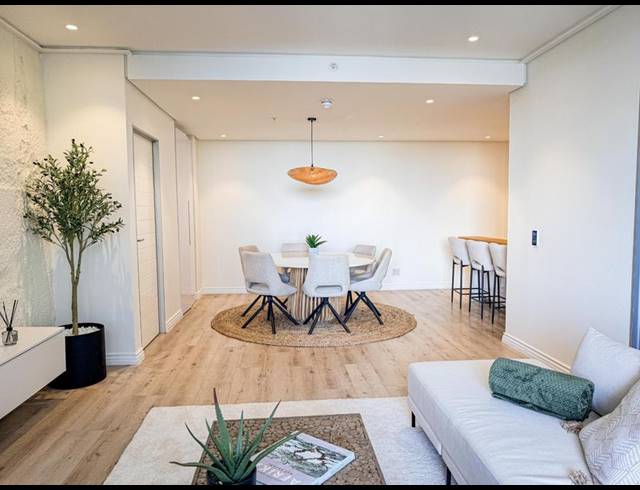 2 BEDROOM APARTMENT FOR SALE IN CAPE TOWN CITY CENTRE